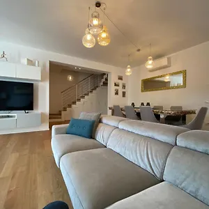  Apartment Beatrice Luxury